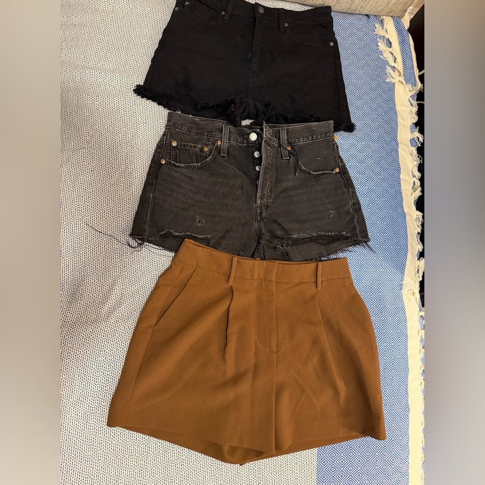 Shorts Levi’s ,Cankan , nene west , size M /28